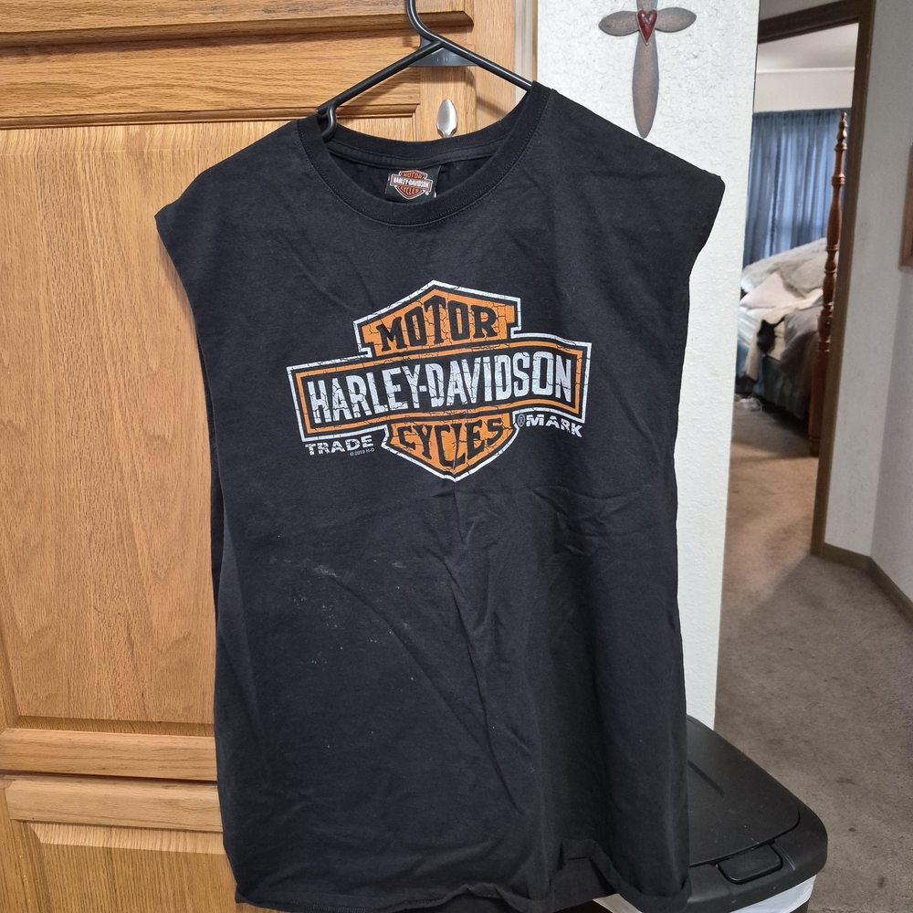 Harley-Davidson Black Sleeveless Tee with Orange Logo